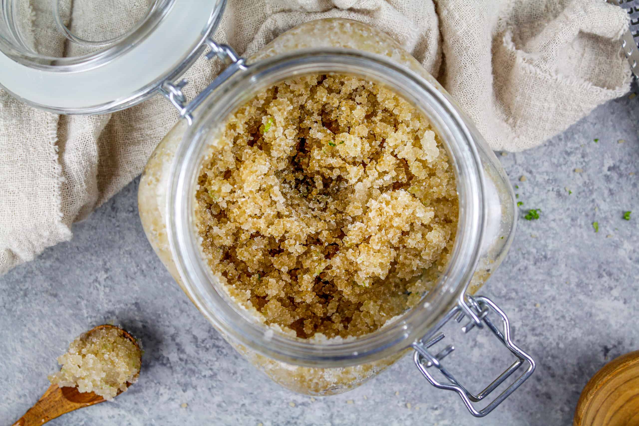Coconut Sugar Scrub: The Best Homemade Exfoliater