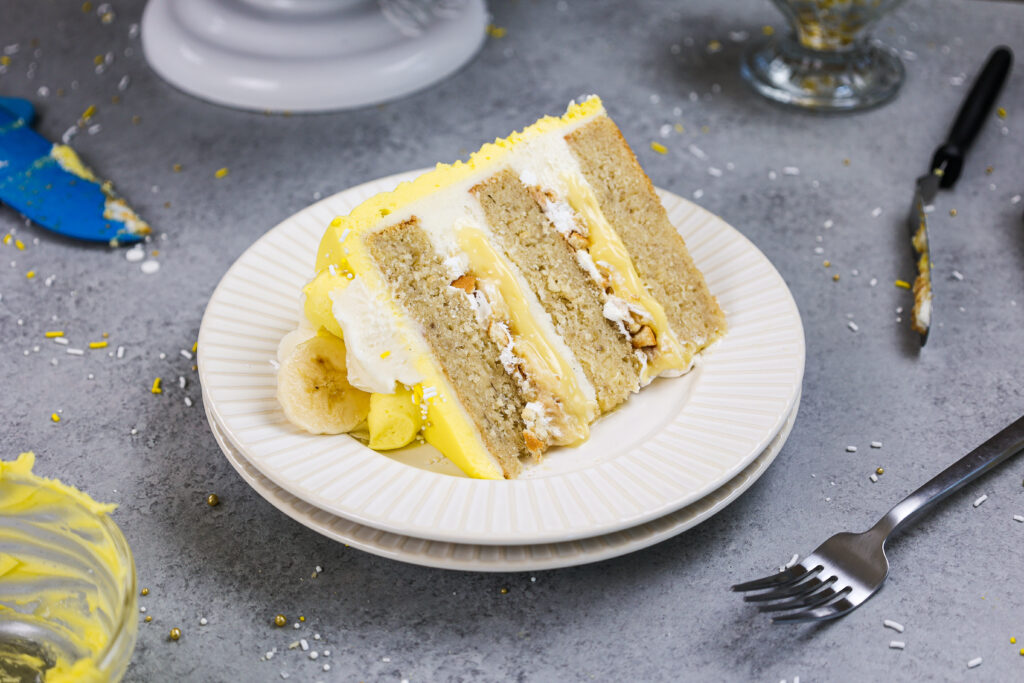 Vanilla Pudding Sour Cream Bundt Cake (Boxed Mix) - Beat Bake Eat