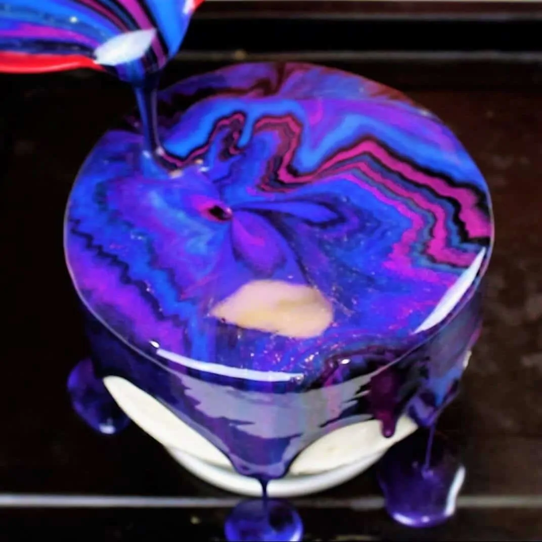 Galaxy Mirror Glaze! This easy mirror glaze recipe is made with only 5 ingredients, and is so easy to make!!