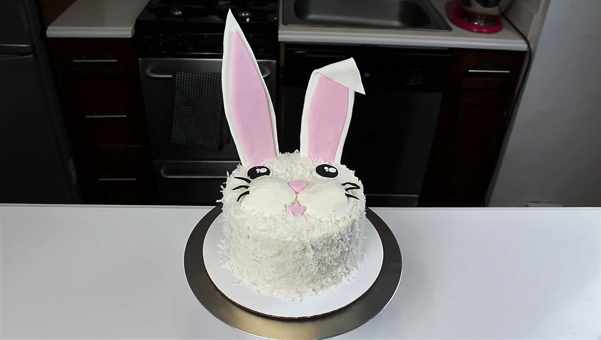 Easy Rabbit Cake - Chelsweets