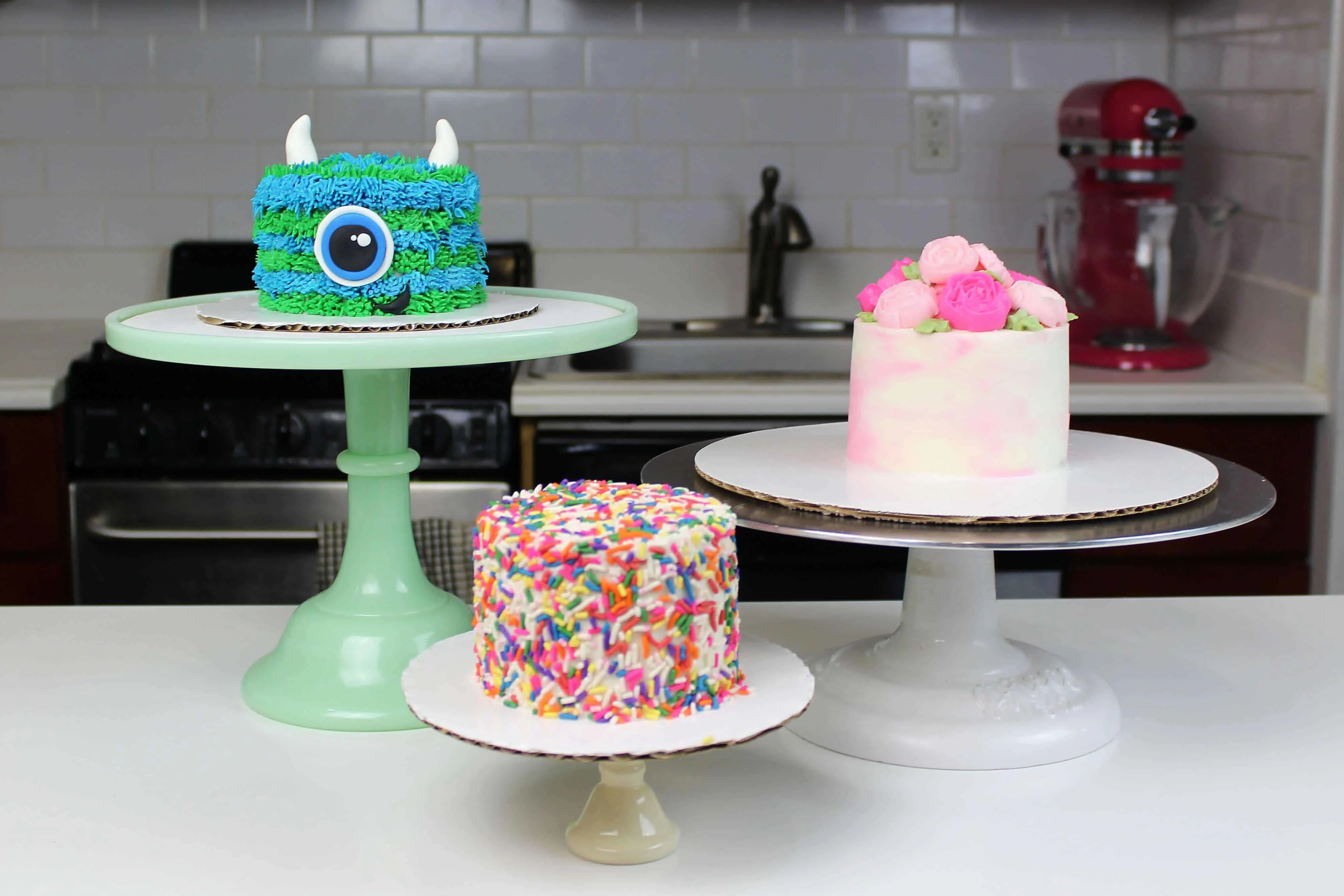 1st Birthday Smash Cake Tutorial + Simple Vanilla Cake recipe
