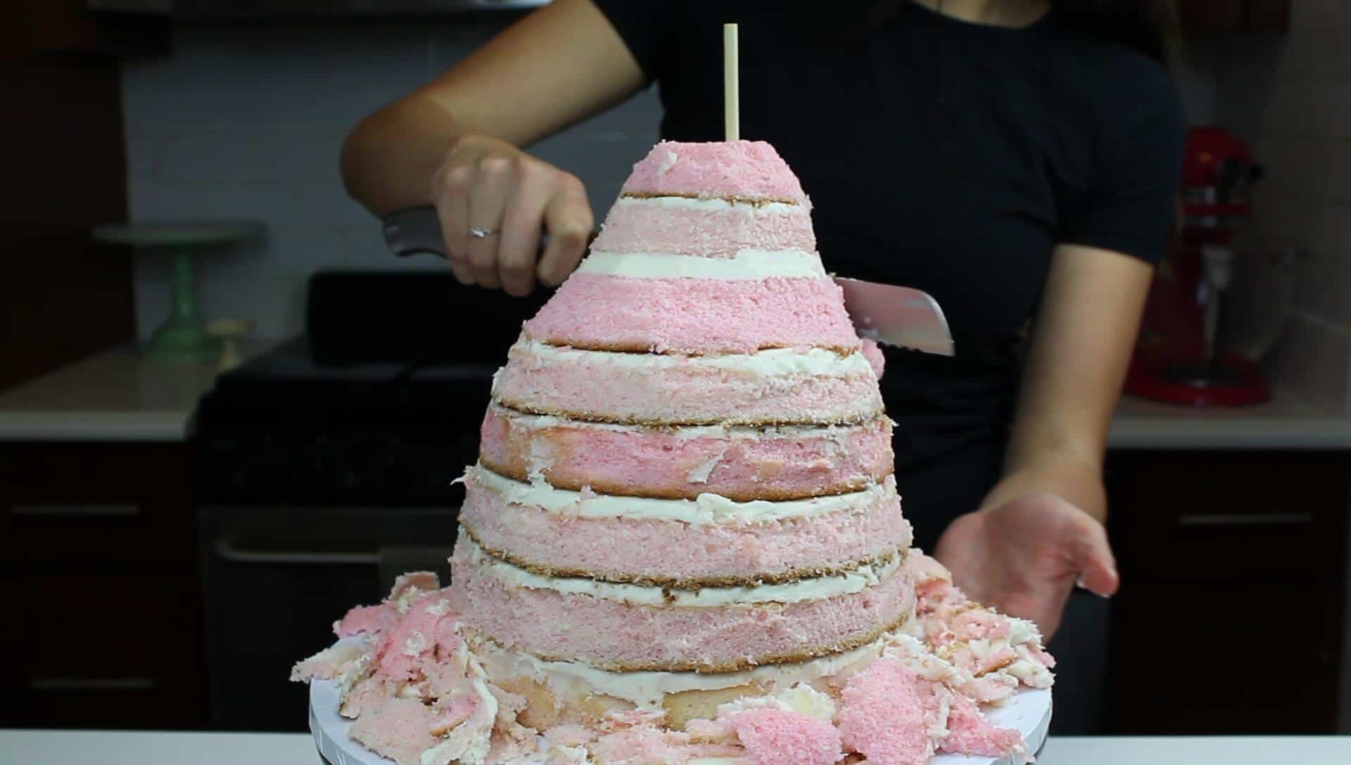 carving cake layers that were frozen and made in advance