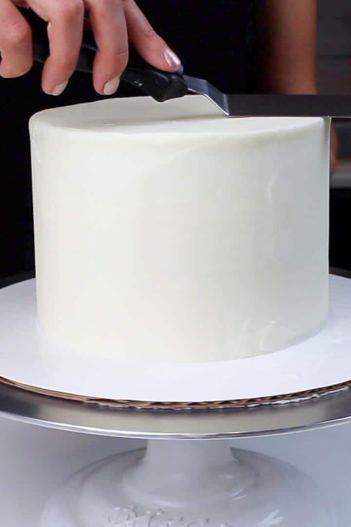 6 Inch Cake Recipe: Small Vanilla Layer Cake w/ Buttercream Frosting
