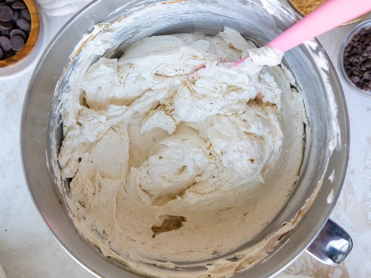 image of toasted meringue buttercream