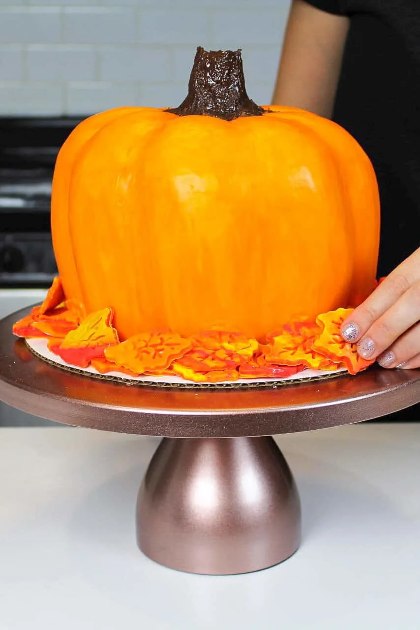 image of pumpkin shaped cake for fall and halloween