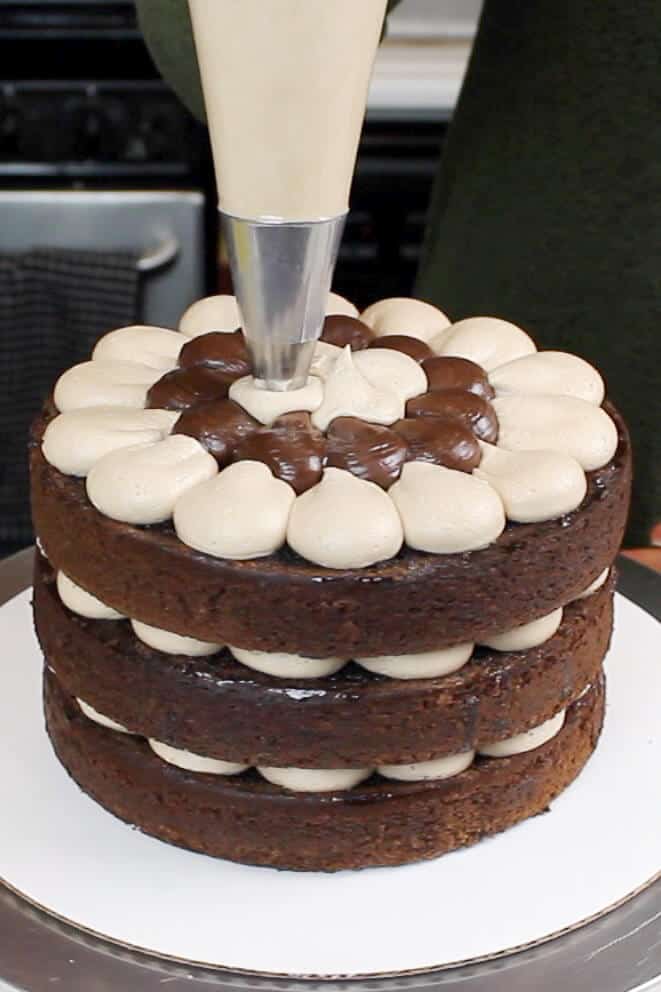 Naked Chocolate Cake The Easiest Way To Decorate A Cake 4764