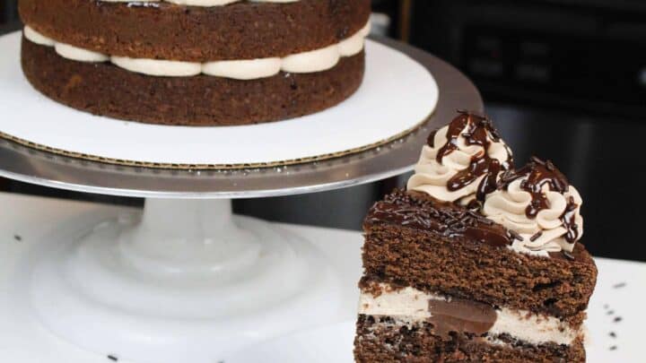 Naked Chocolate Cake - The Easiest Way To Decorate A Cake