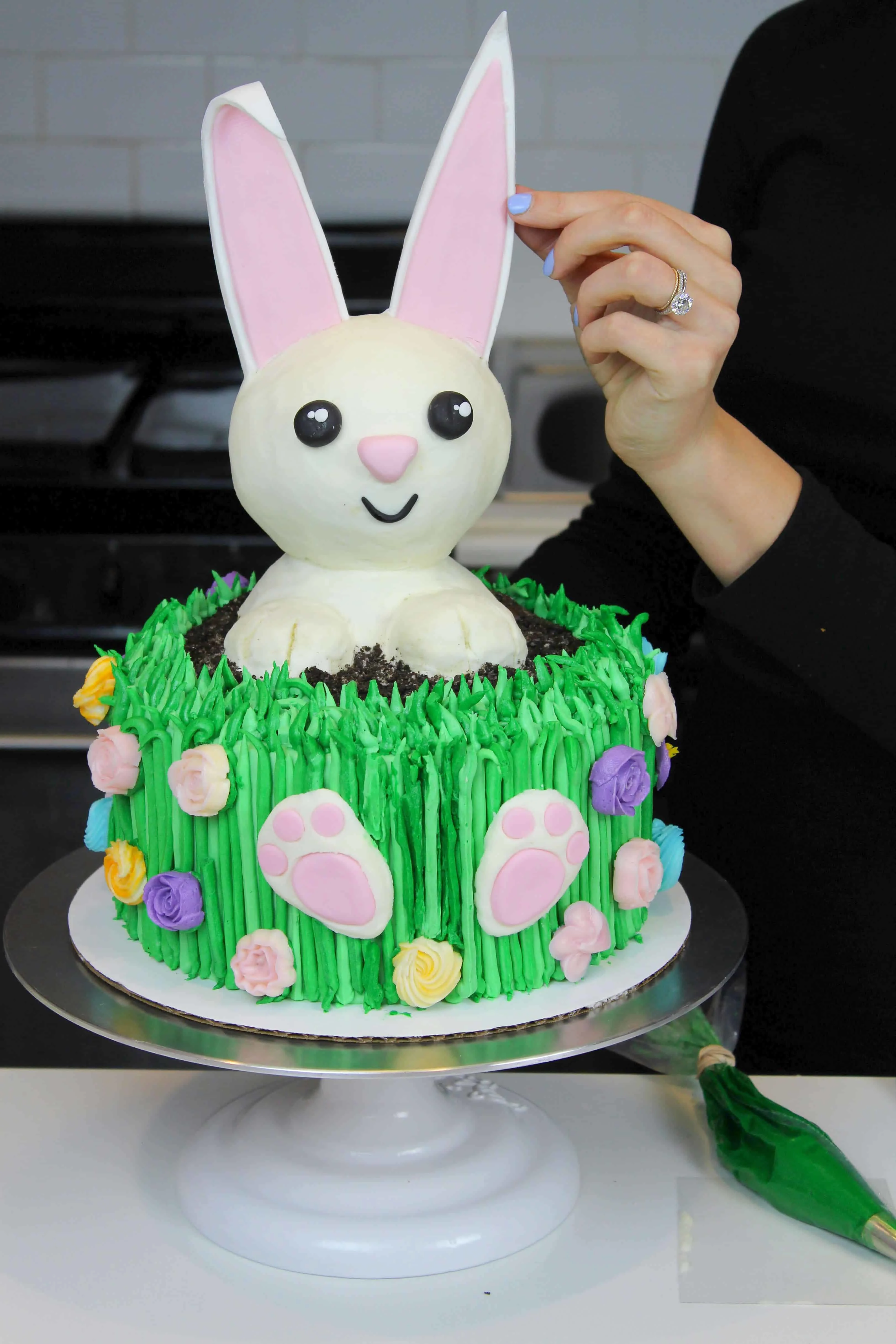 fondant bunny cake