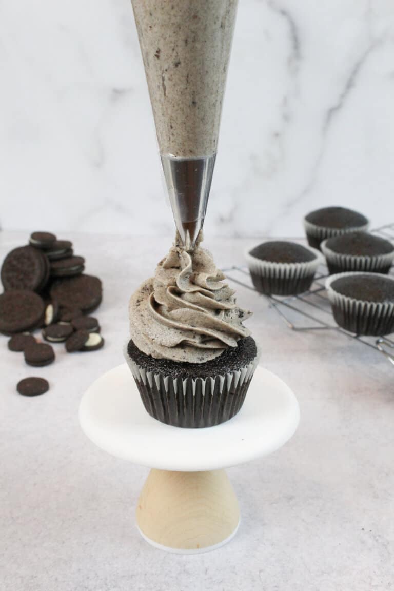 最高のバタークリームフロスティングレシピ