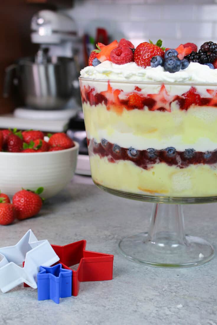 Mixed Berry Trifle Recipe: The Perfect Summer Dessert