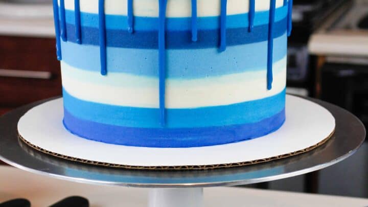 40+ Cute Simple Birthday Cake Ideas : Blue Cake Topped with Flowers