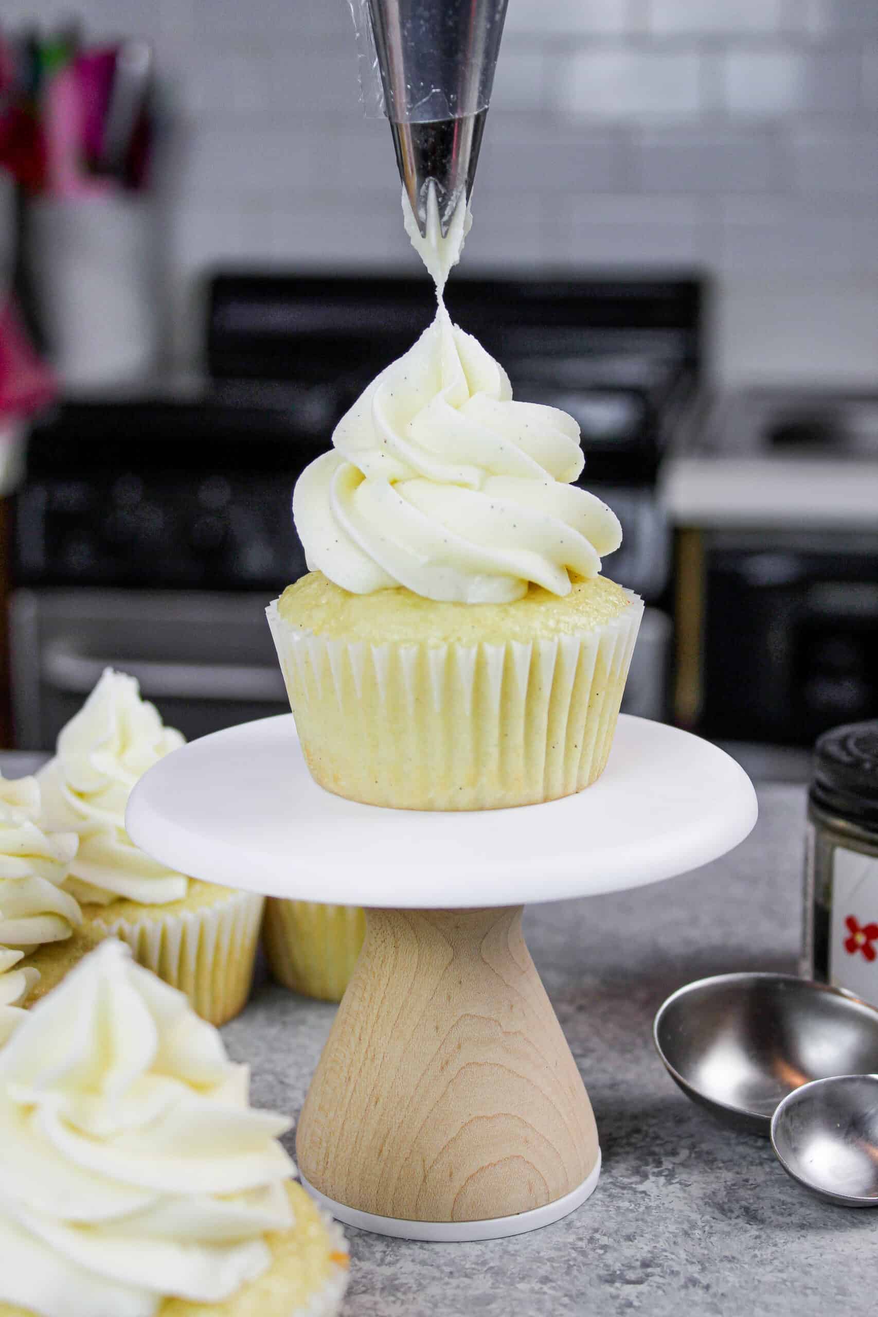 How to Make Vanilla Buttercream Frosting - Eating on a Dime