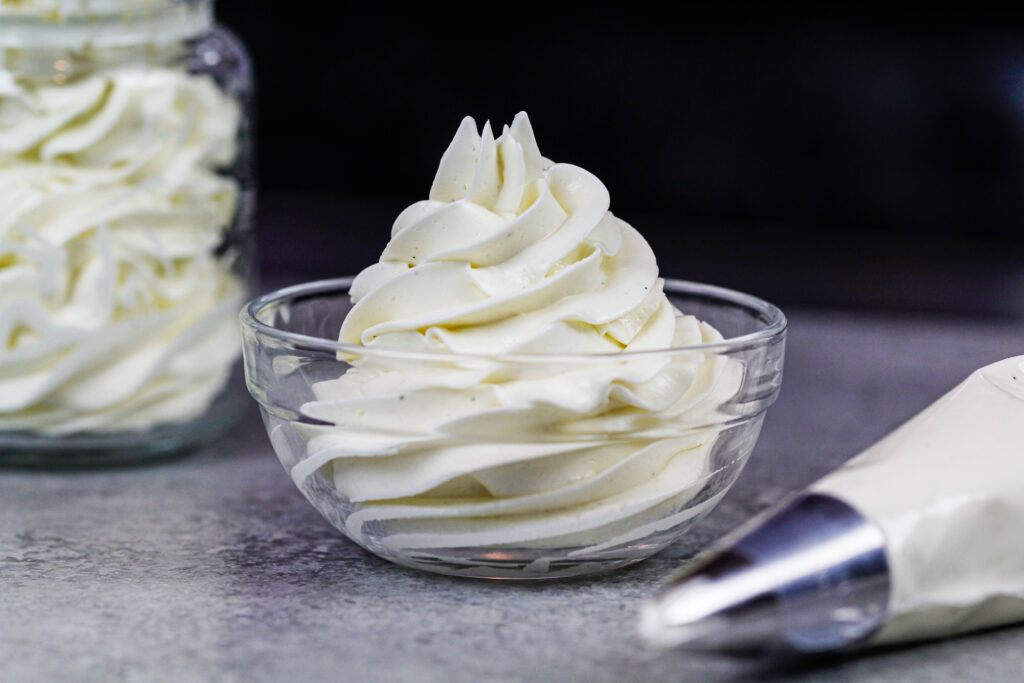 image of mascarpone cream piped into a dish to show how stable and pipeable it is
