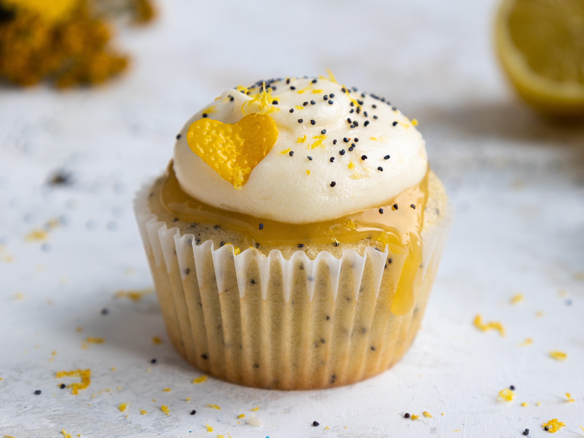 Lemon Poppy Seed Cupcakes with Lemon Cream Cheese Frosting