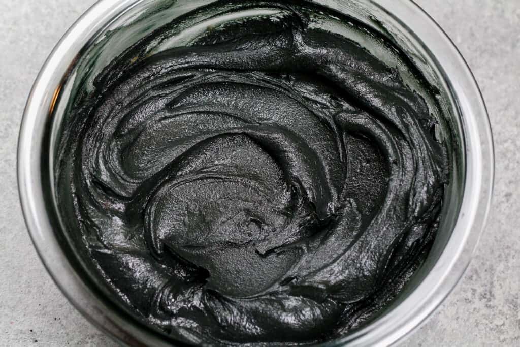 kép fekete kakaóvaj krém cukormáz