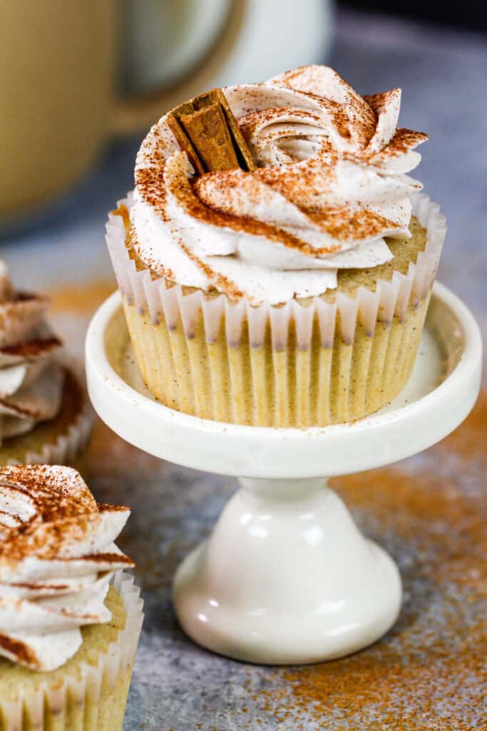 image of cinnamon cupcakes made with cinnamon buttercream frosting