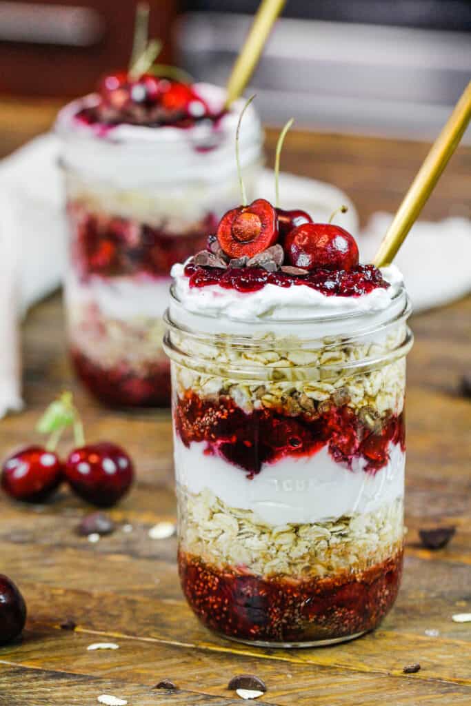 image of cherry overnight oats made in a mason jar