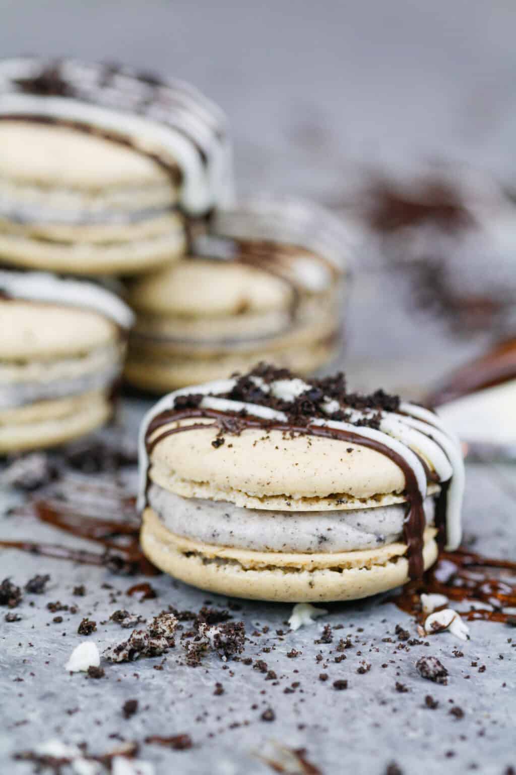 Oreo Macarons: Easy Step by Step Recipe - Chelsweets