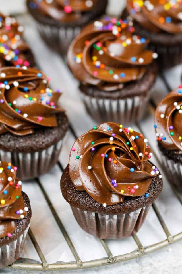 Mini Chocolate Cupcakes w/ Chocolate Buttercream - Chelsweets