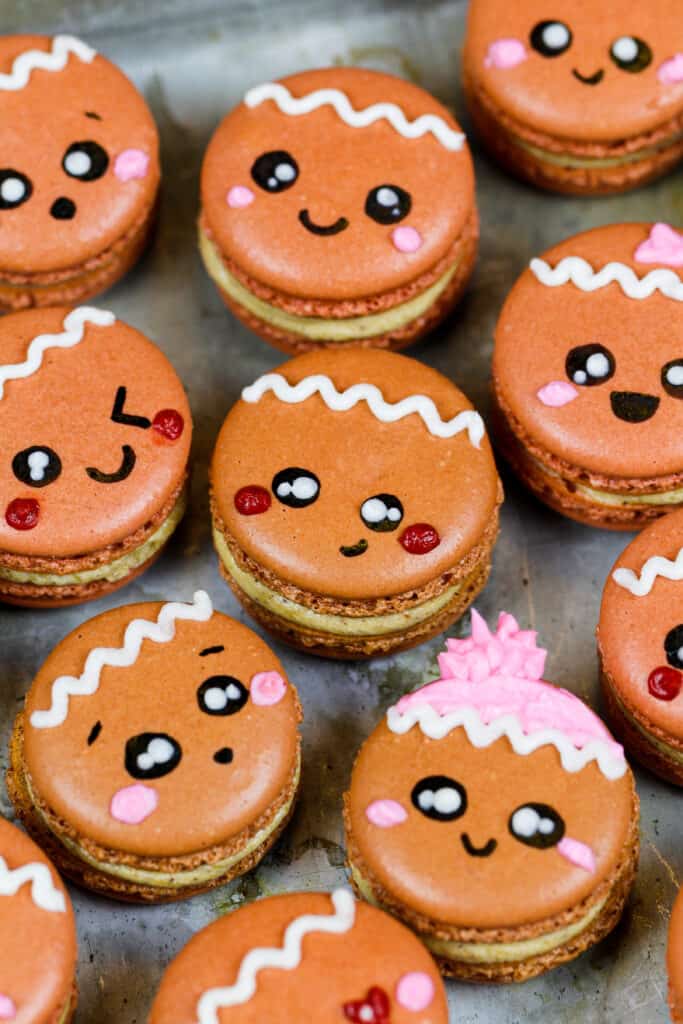 Gingerbread Macarons - Detailed Recipe & Step by Step Tutorial
