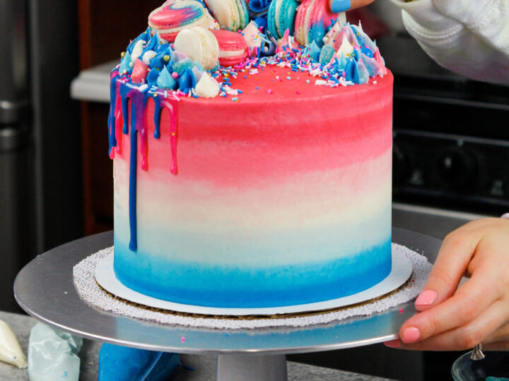 14 Gender Reveal Cakes for Sharing Your Sweet Baby News