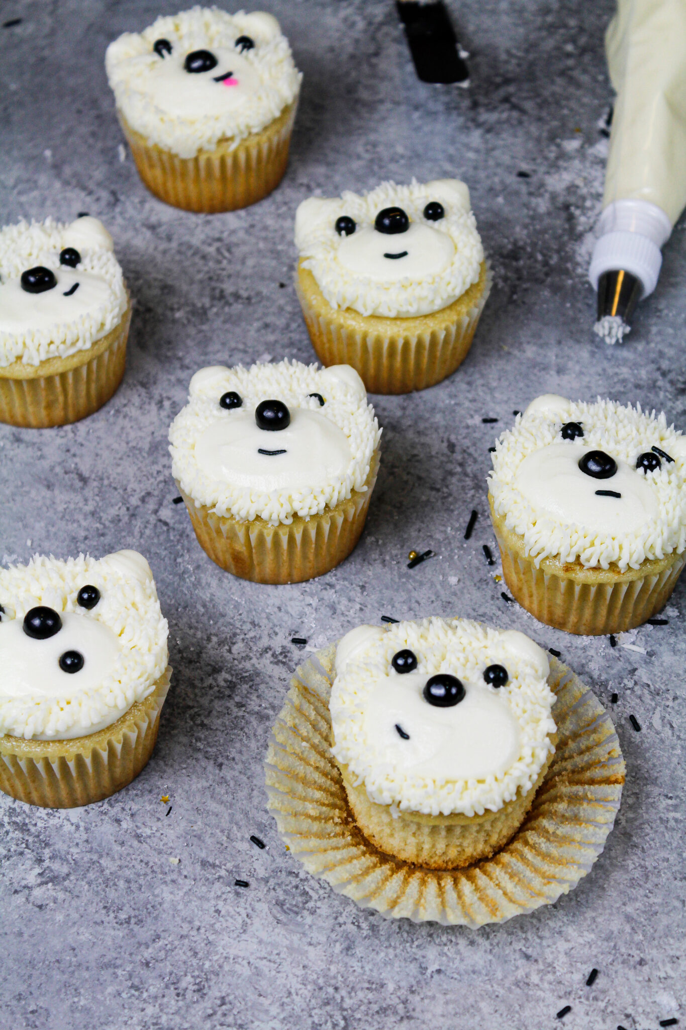 Polar Bear Cupcakes Easy Recipe With Step By Step Video Tutorial 7671