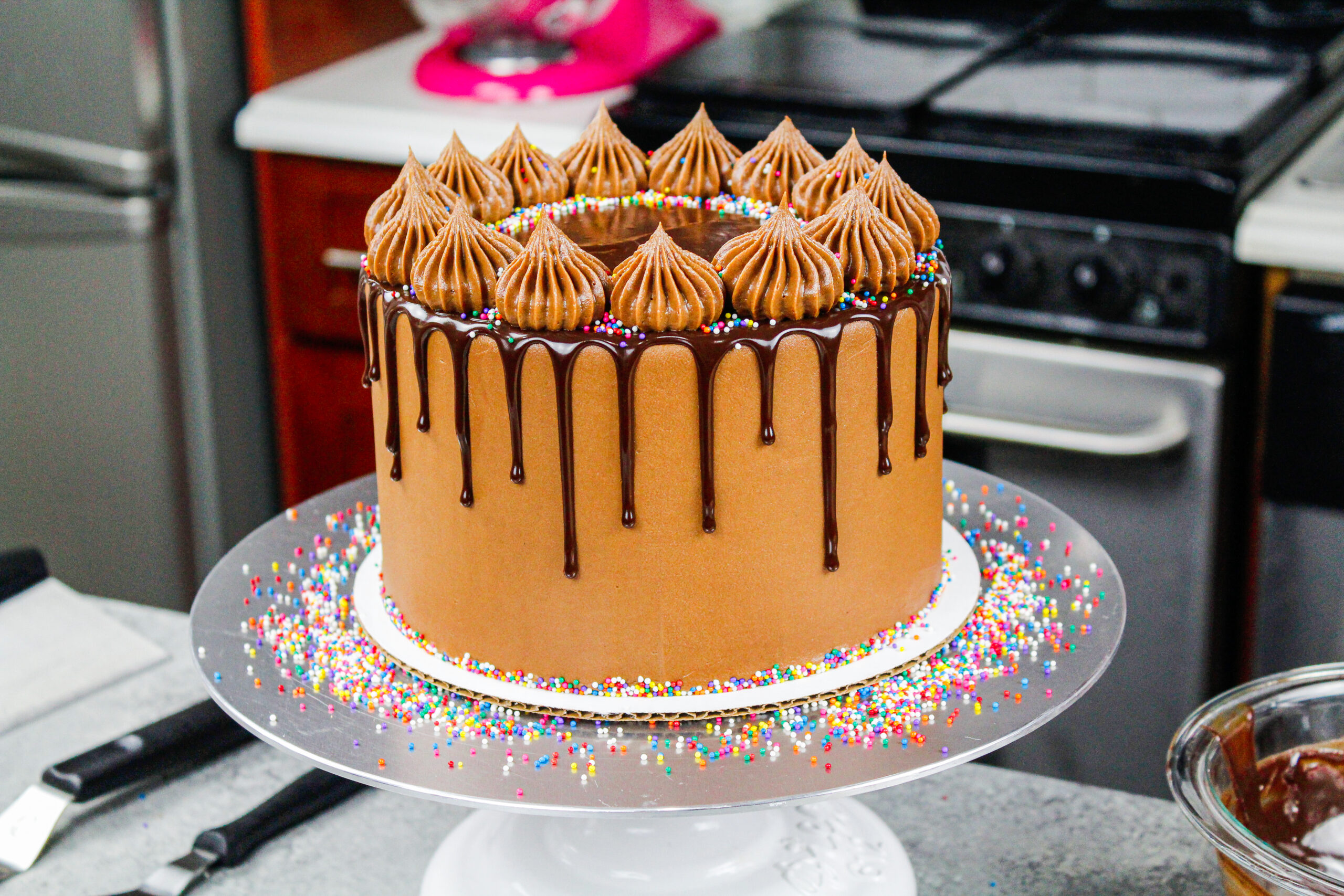 How To Make A Chocolate Drip Cake Easy Recipe And Video Tutorial