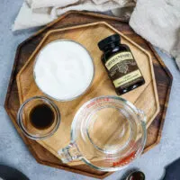 image of ingredients laid out to make vanilla simple syrup