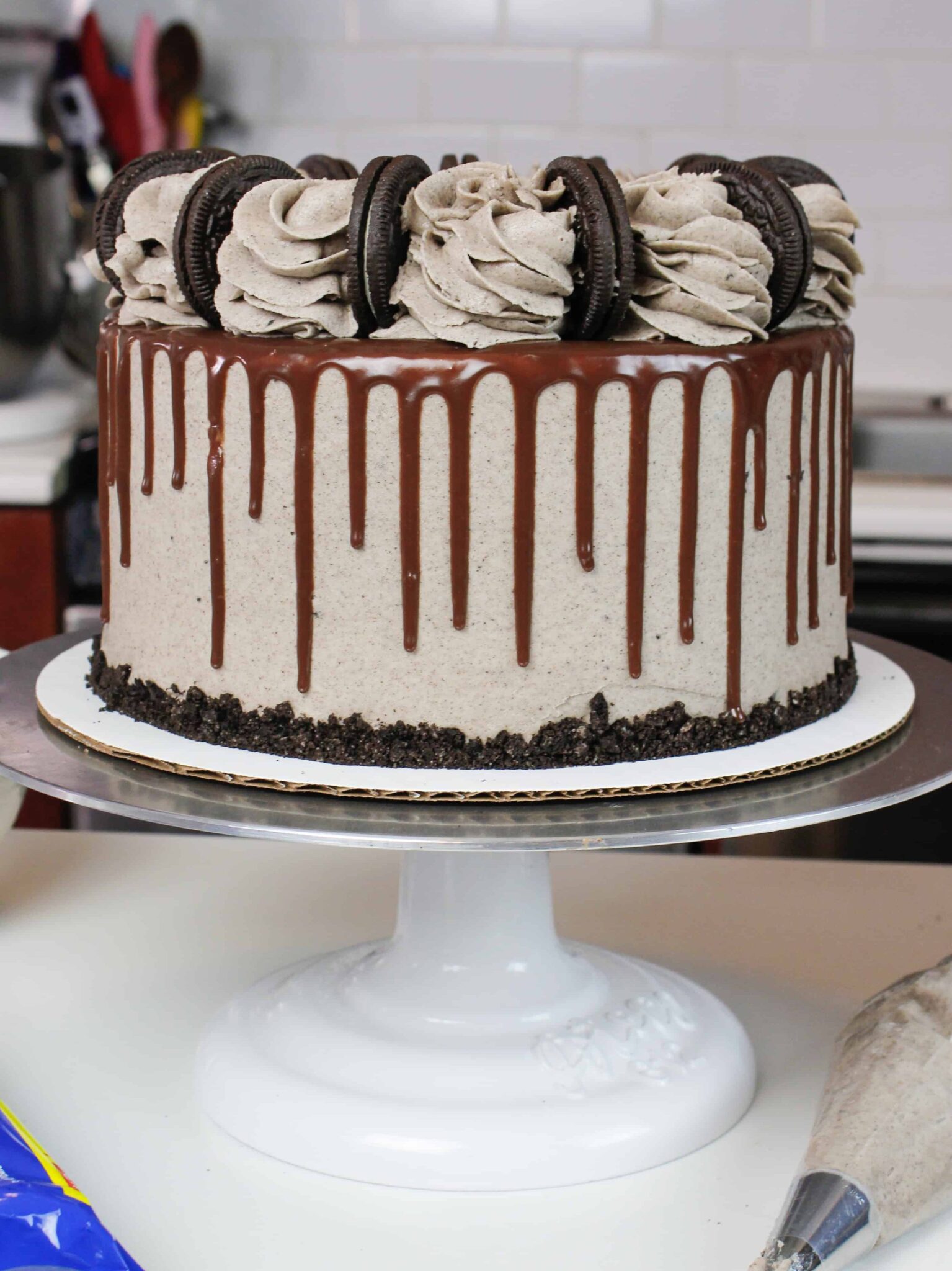 Oreo Drip Cake Recipe: Moist Chocolate Cake w/ Decadent Oreo Frosting