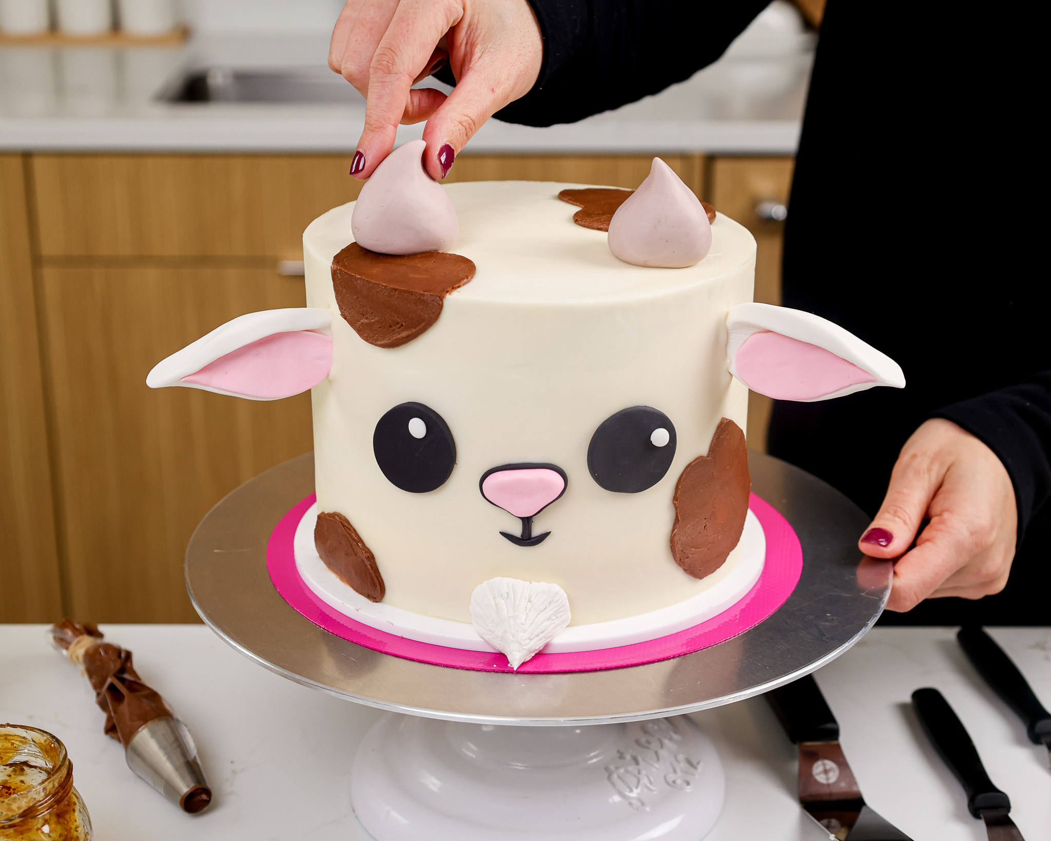 Discover 76+ goat birthday cake latest - in.daotaonec