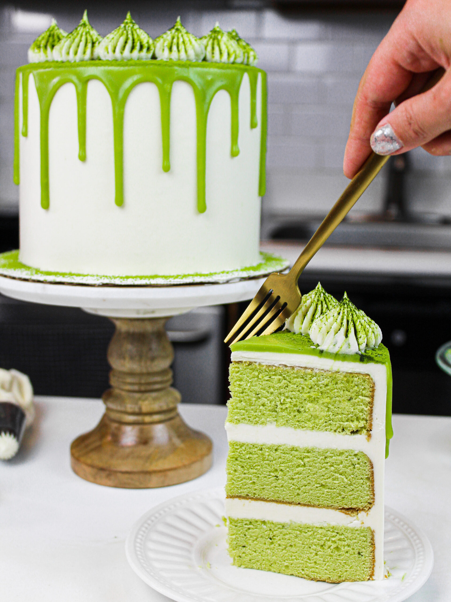 https://chelsweets.com/wp-content/uploads/2022/03/cake-slice-with-fork-edited-scaled.jpg