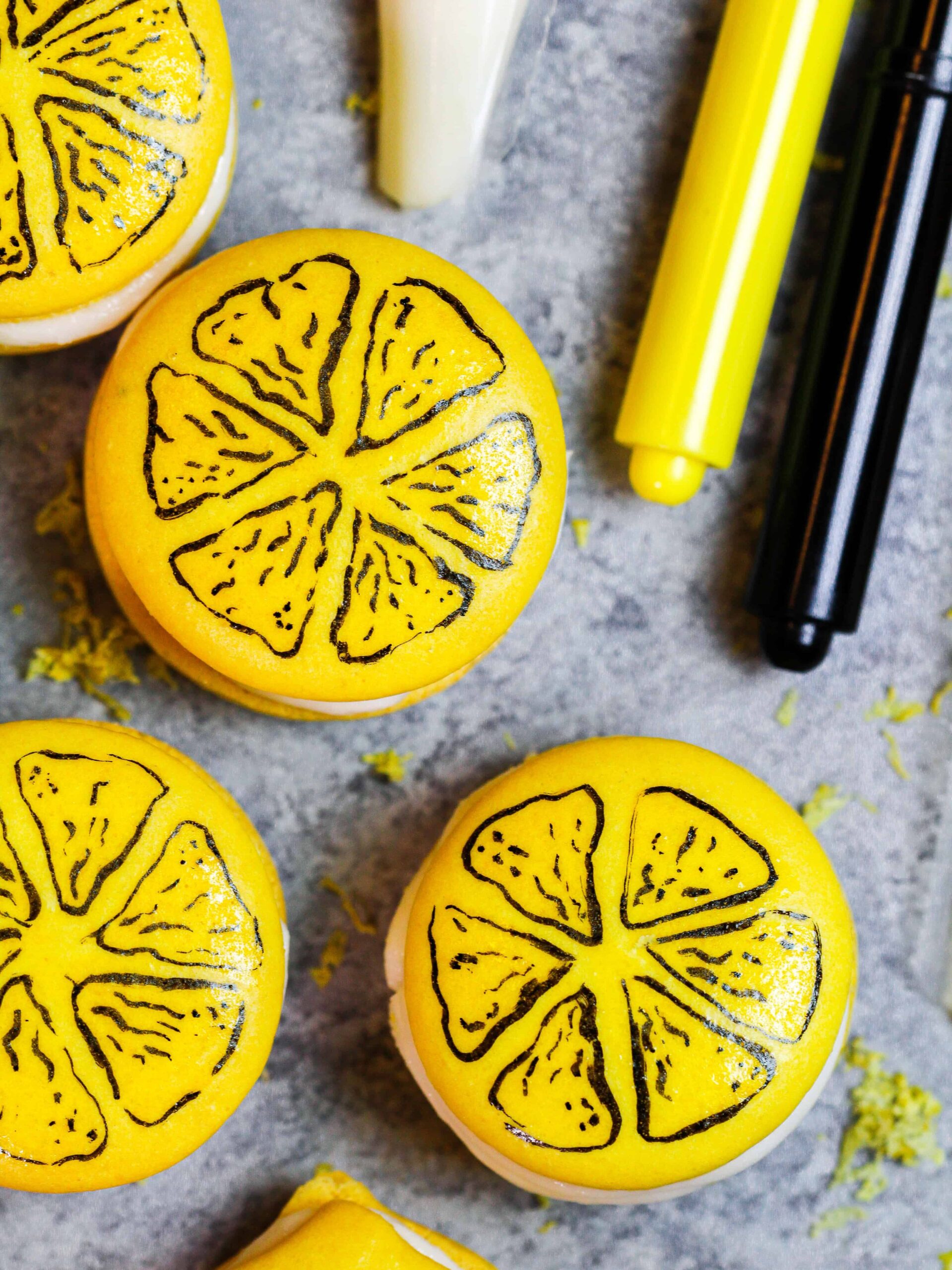 image of super cute lemon macarons that have been decorated to look just like lemon slices