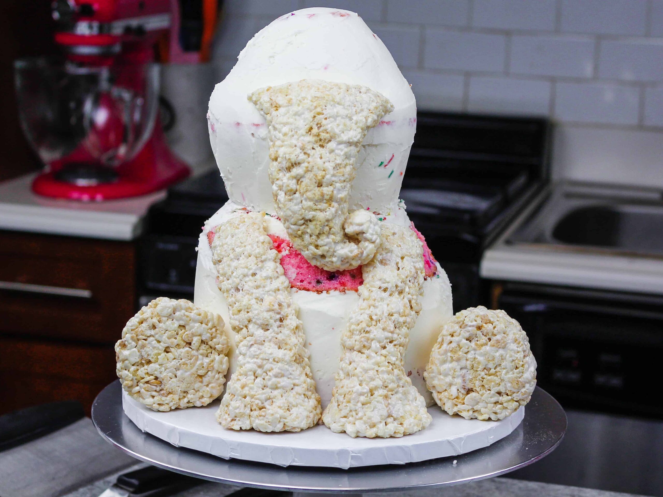 Rice Krispie Wedding Cake — foodskop