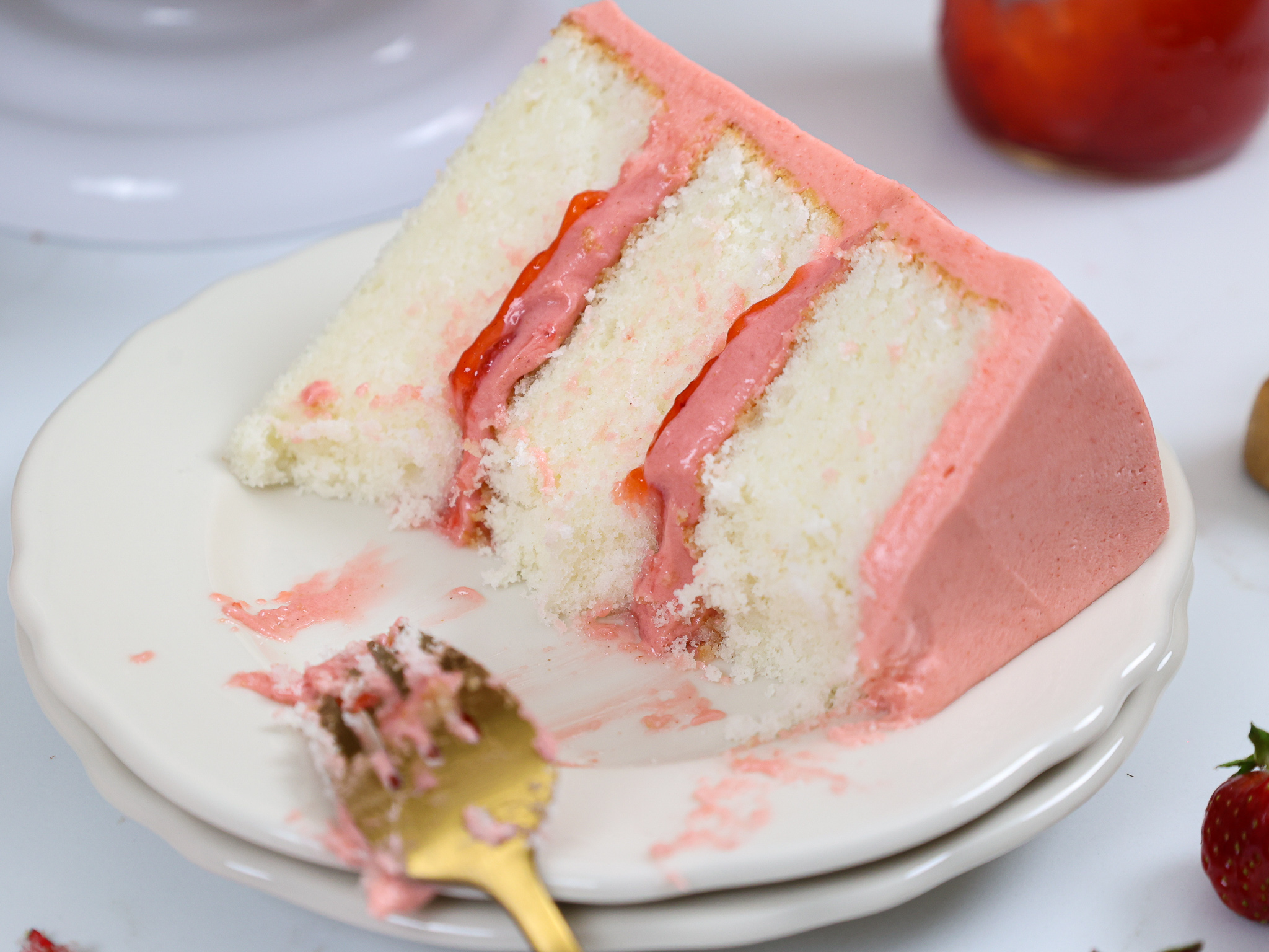 Buy Strawberry Mousse Cake & Party Supplies in Bangalore