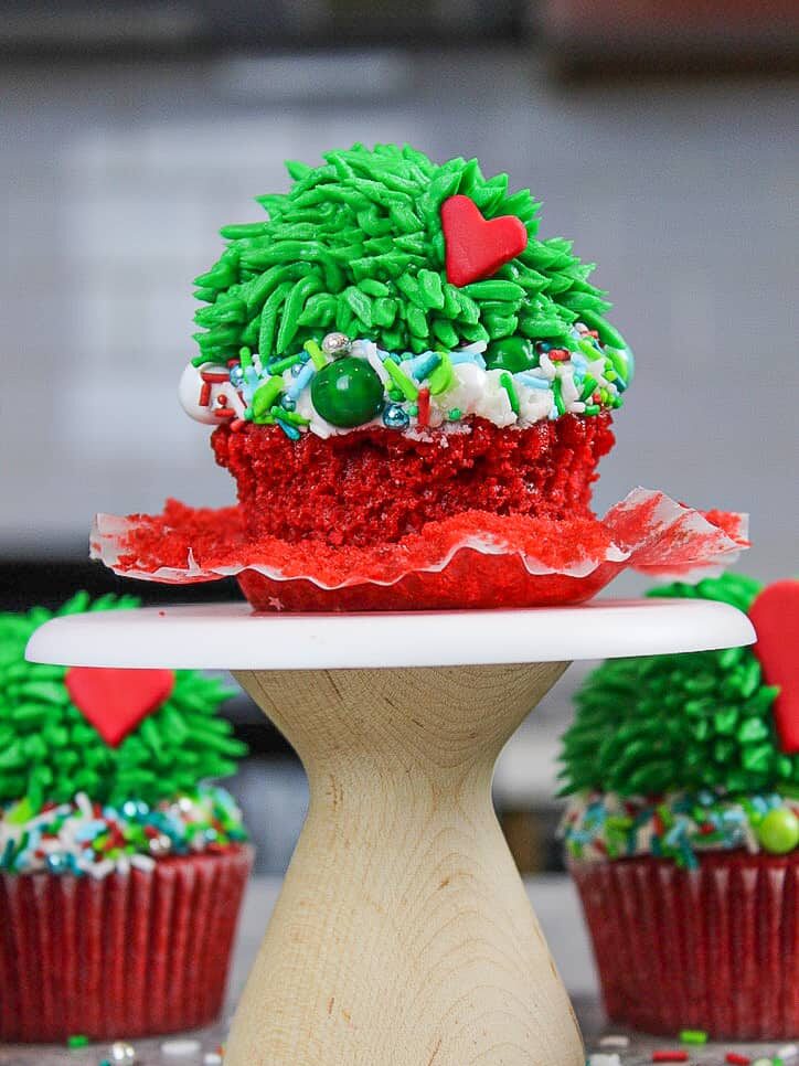 image of easy grinch cupcakes for grinch birthday party