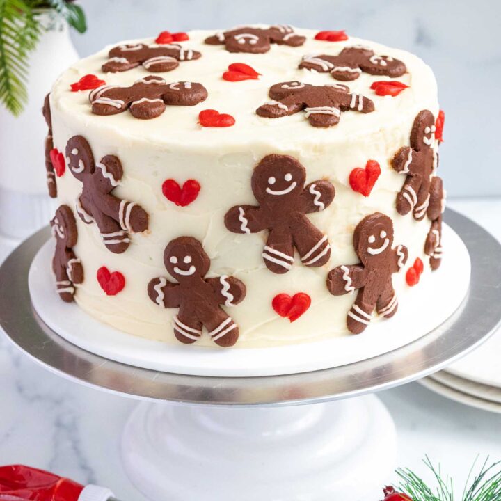 Gingerbread Man Cake: Delicious & Easy Sheet Cake Recipe