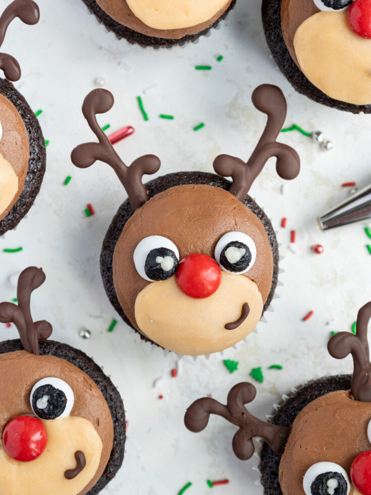 image of cute reindeer cupcakes that have been decorated with buttercream frosting