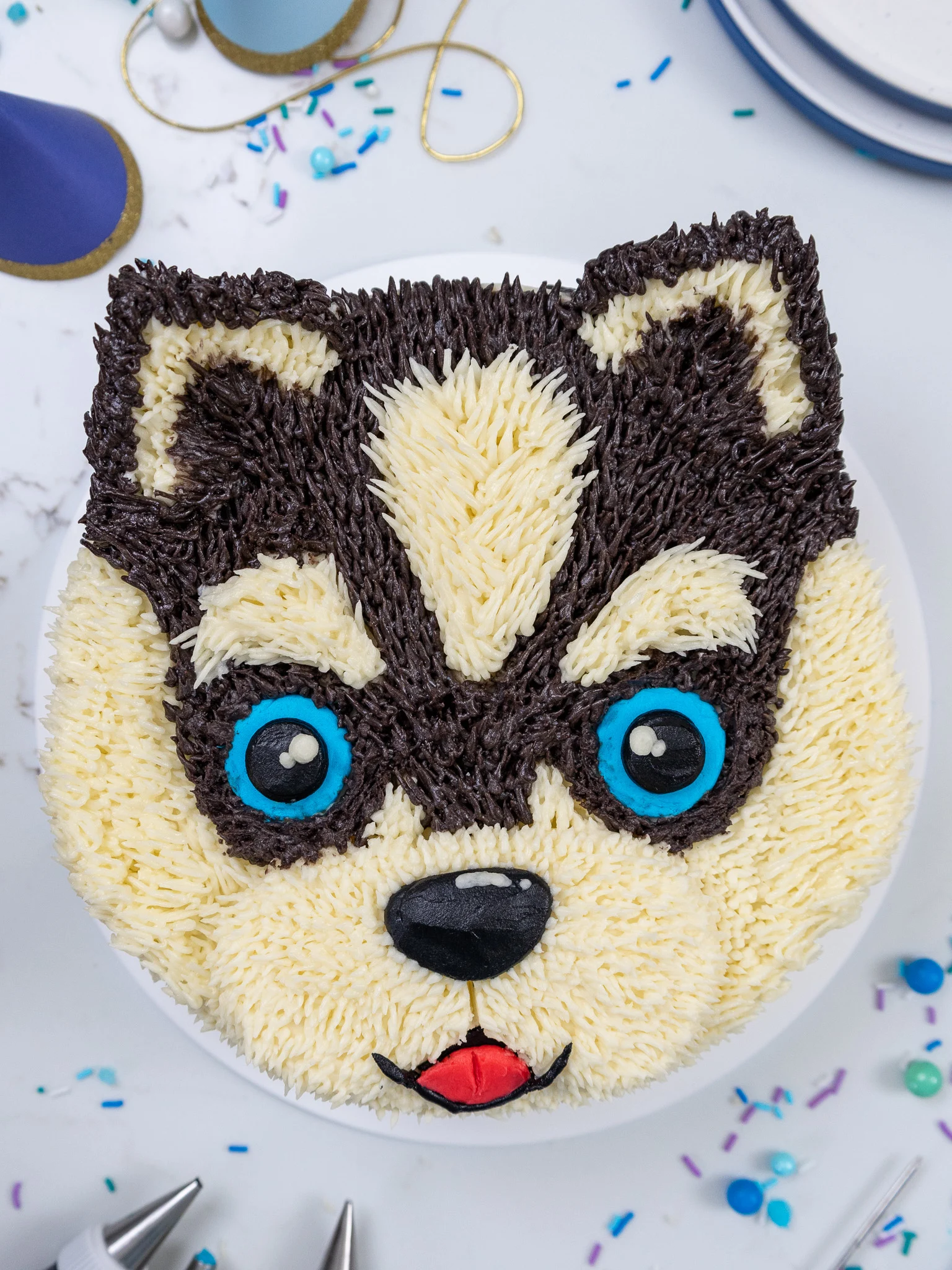image of a cute buttercream husky cake