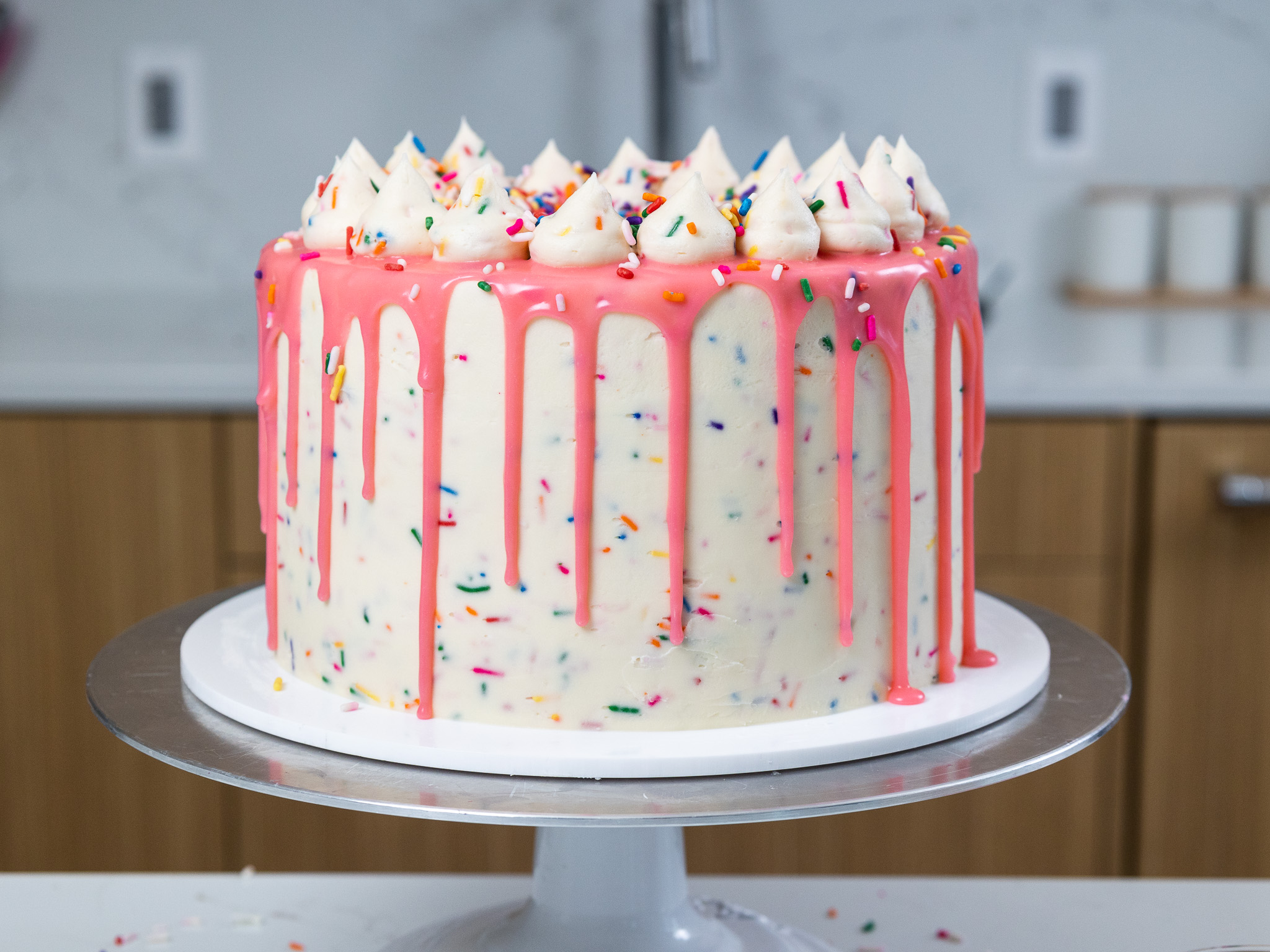 Sprinkle Frosting: Easy, 5-Minute Recipe