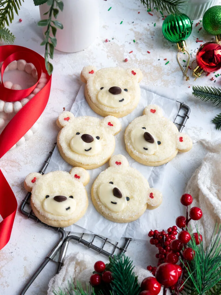 image of adorable polar bear cookies that are decorated with buttercream frosting