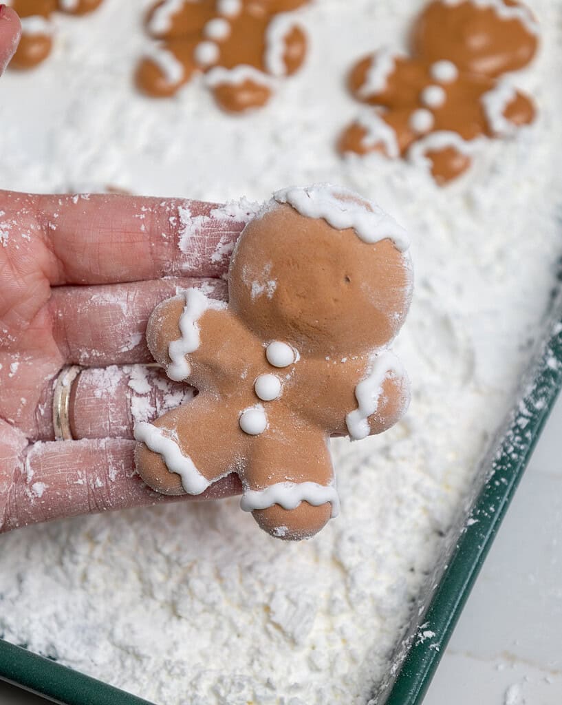 image of a cornstarch dusted gingerbread man marshmallow