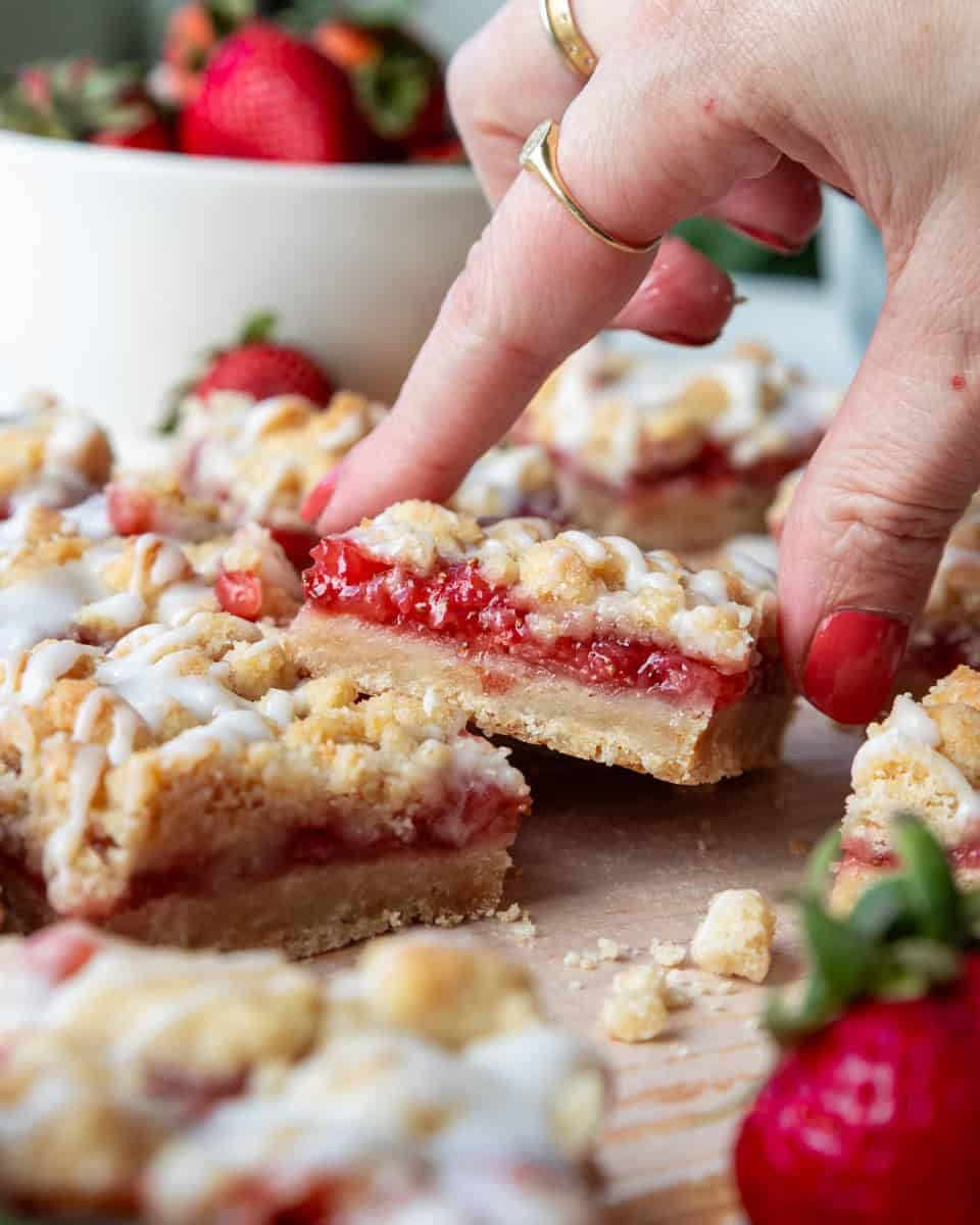image of strawberry shortbread bars that have been cut into squares